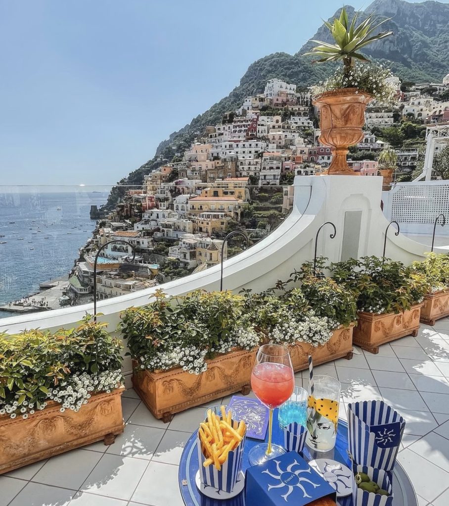 Le Sirenuse terrace in Positano