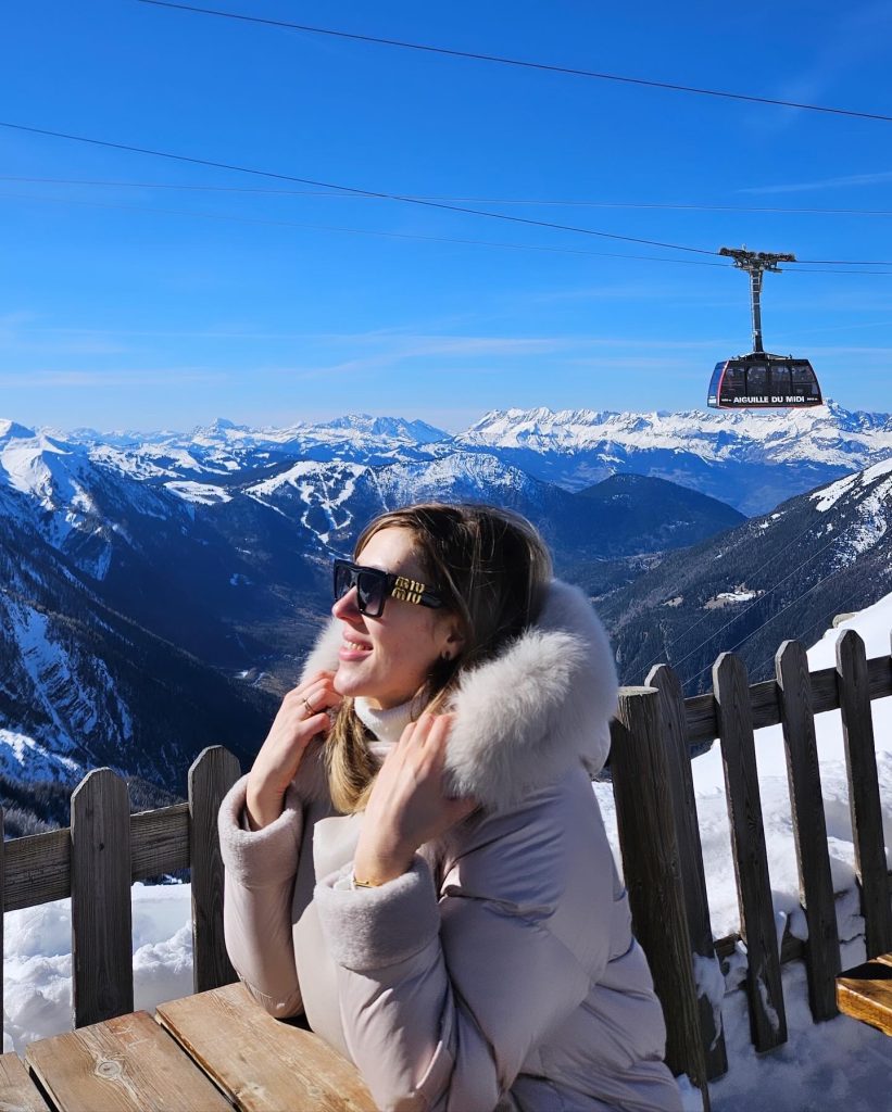 Aiguille du Midi Pregnant - 2300m altitude